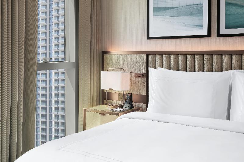 Address Creek Harbour Hotel ดูไบ ภายนอก รูปภาพ A guest room at the hotel
